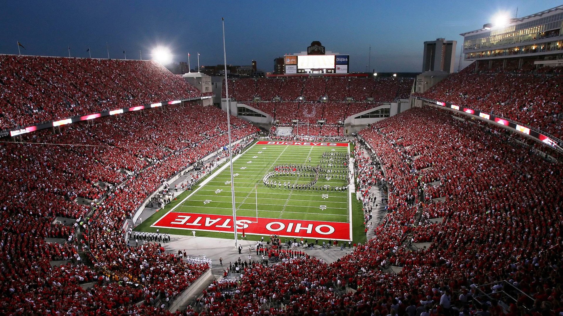 保级大战:英超中下游球队谁能成功上岸?,英超保级专业户